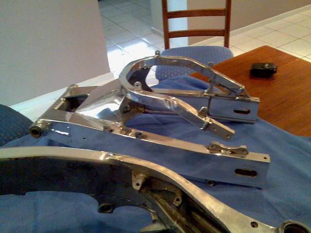 ZXR750 Polished Frame 3.jpg