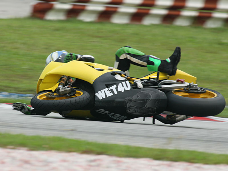 T1 get off.jpg