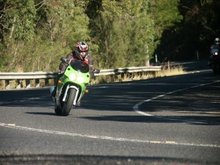 ZXR750.jpg