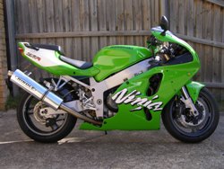 ZX7R.JPG