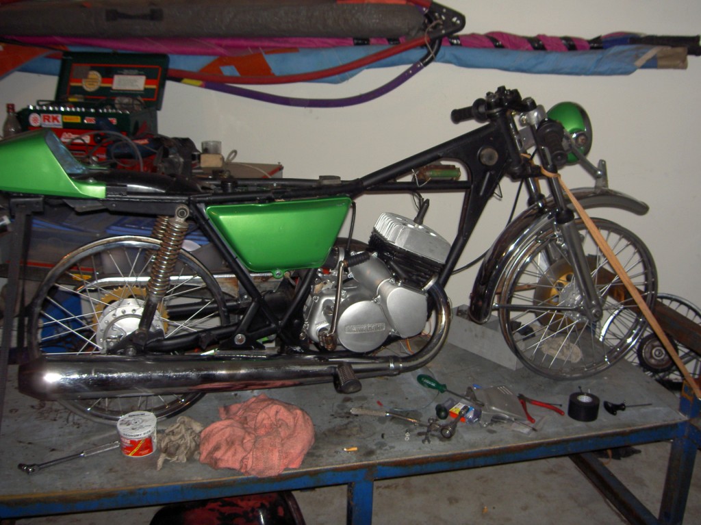 kh engine fit 003 Large e-mail view.jpg
