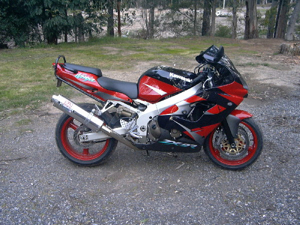 zx9_3.JPG