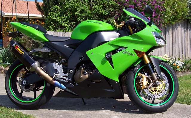 New bike with Akrapovic web pic.JPG