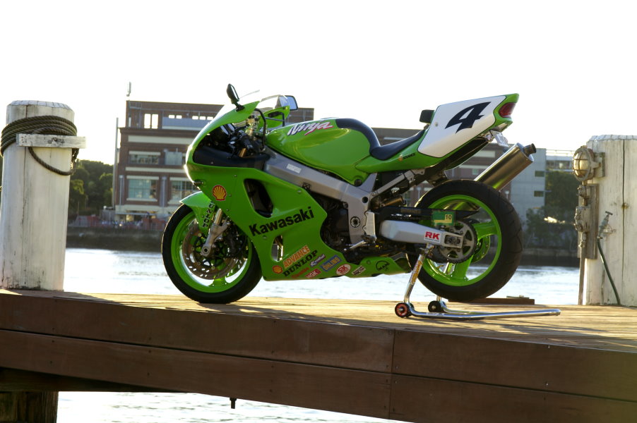 SMALLLzx7 on jetty 03.jpg