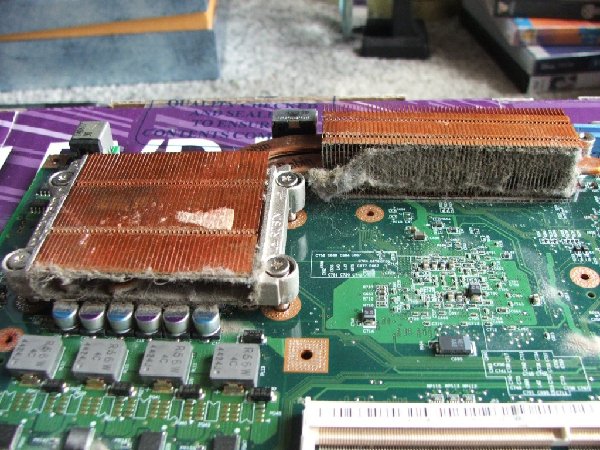 clean-laptop-fans-ok2.jpg