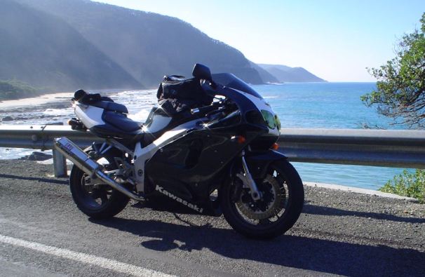ZX7R GOR.jpg