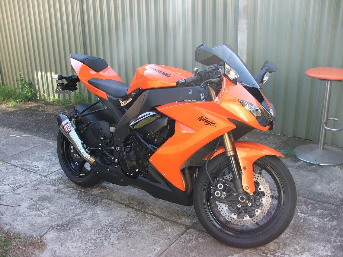 pic2008zx10r.jpg