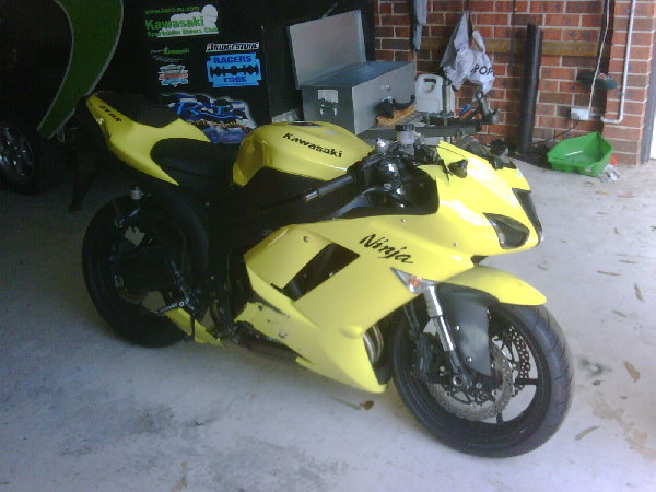 08_ZX6_1.jpg