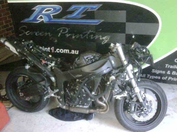 08_ZX6_4.jpg