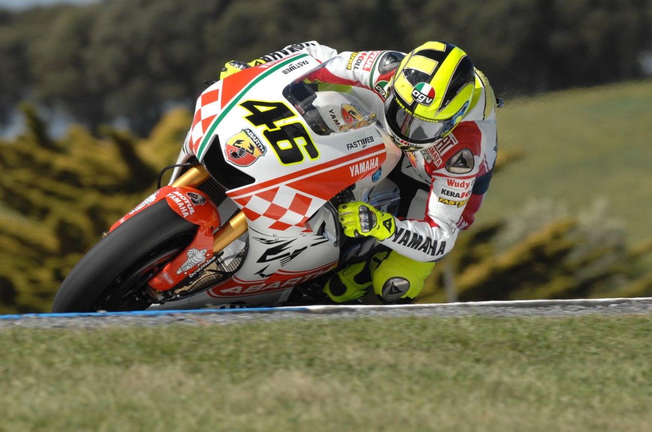 valentino-rossi-phillip-island-wallpaper-131007.jpg