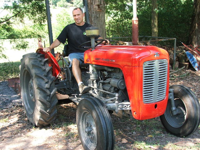 2004_0111TRACTOR0007.JPG
