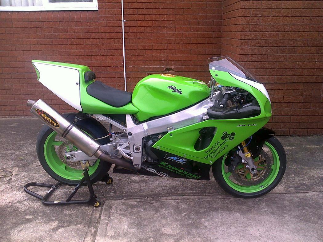 ZX7RR small.JPG