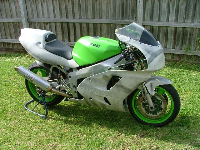 ZXR 750 M 002.jpg