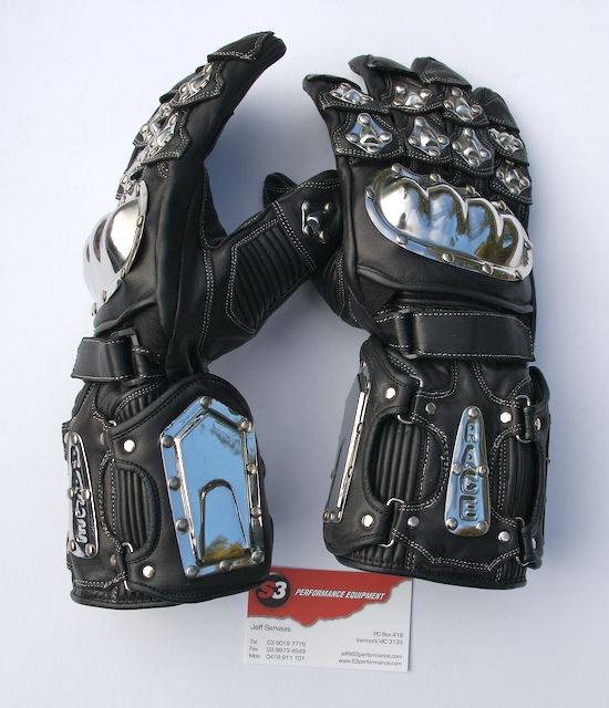 Gloves.jpg
