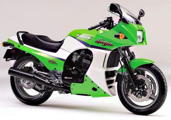 Kawasaki GPZ900R 90.jpg