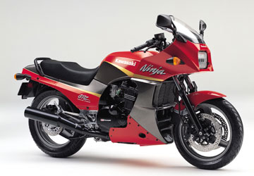 GPZ900R-A16.jpg