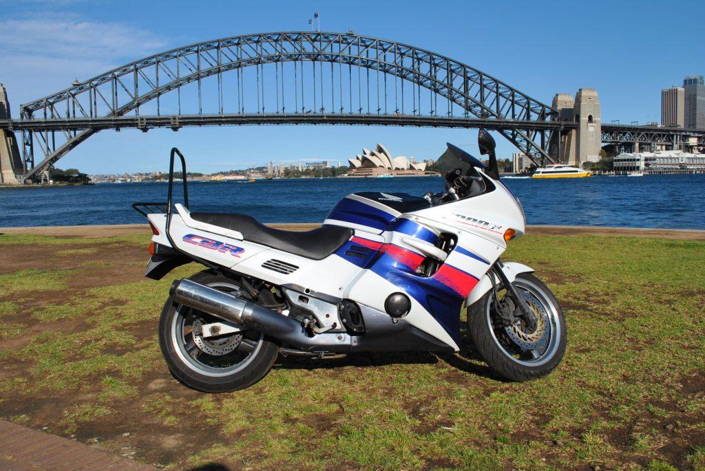 CBR1000F-NoBagsOn-Compressed.jpg