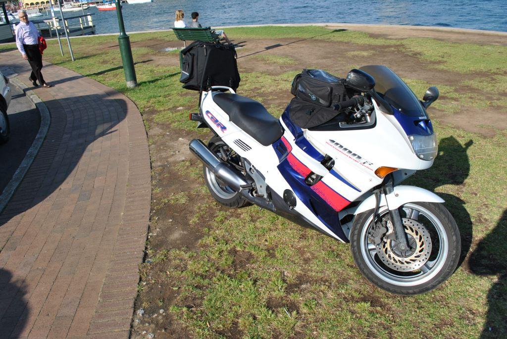 CBR1000F-FrontRightSide-Compressed.jpg