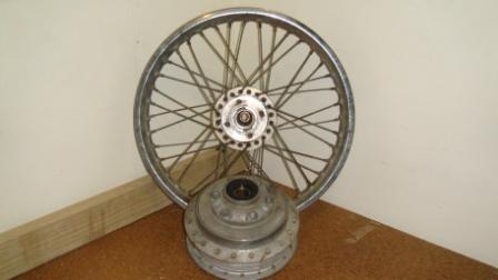 wheel and hub before.JPG