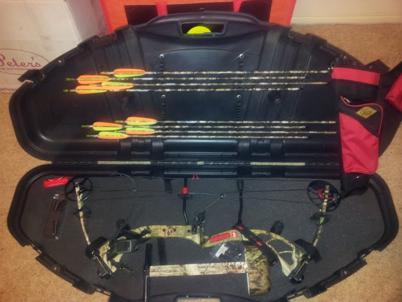 PSE Stinger 3G compound bow (800x600).jpg
