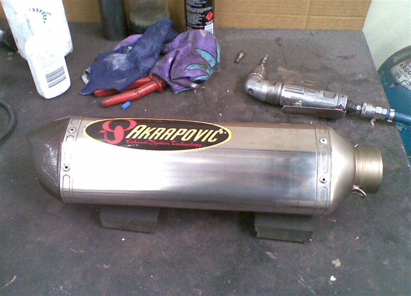 Akrapovic_4.jpg