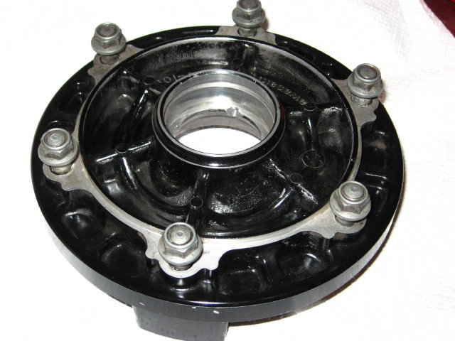 gpx750r_sprocket_carrier_post_S100_EB.jpg