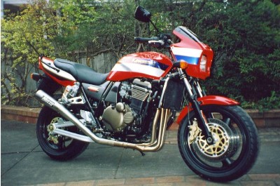 ZRX1200RHS with Muzzy small.JPG