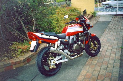 ZRX1200RHS2 with Muzzy small.JPG