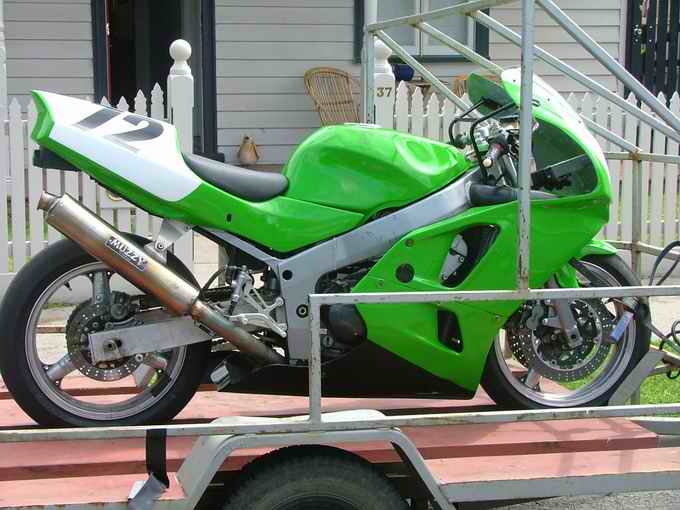 greenF1racer.JPG