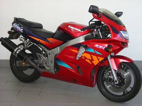 93KawasakiZX6R-1996.jpg