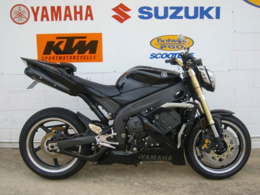 R1 fighter.jpg