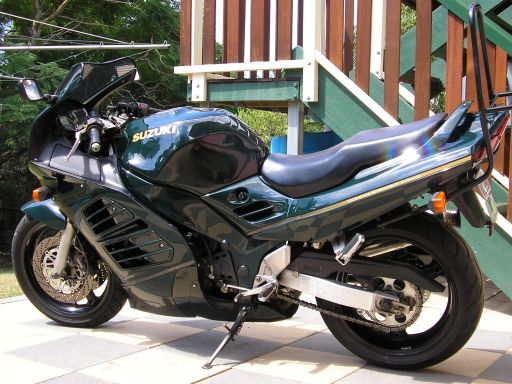RF900 010.jpg