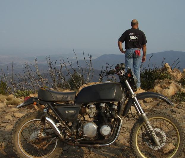 Looking out over the Brindabella Valley.....the white dot in the b'ground is Tidbinbilla Tracking Station