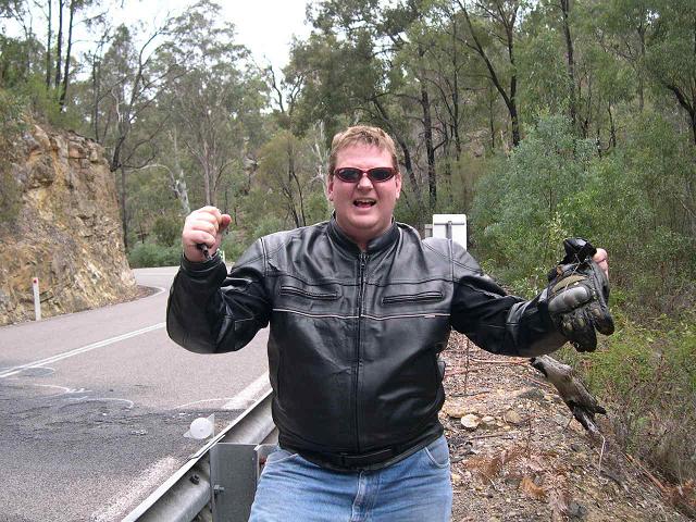 Sunnies, Keys, Gloves.JPG