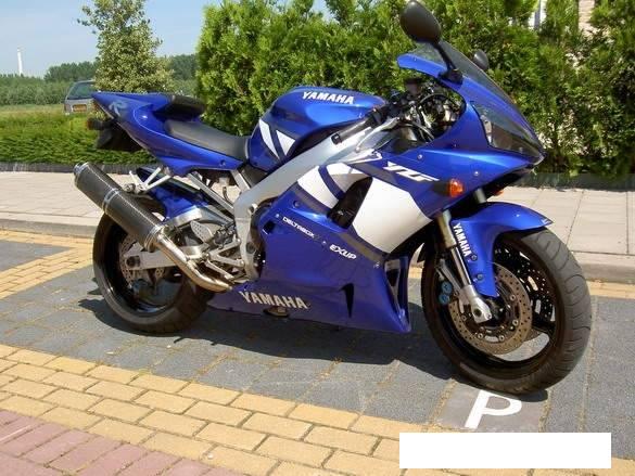 Not this actual bike but same yr and coulors.