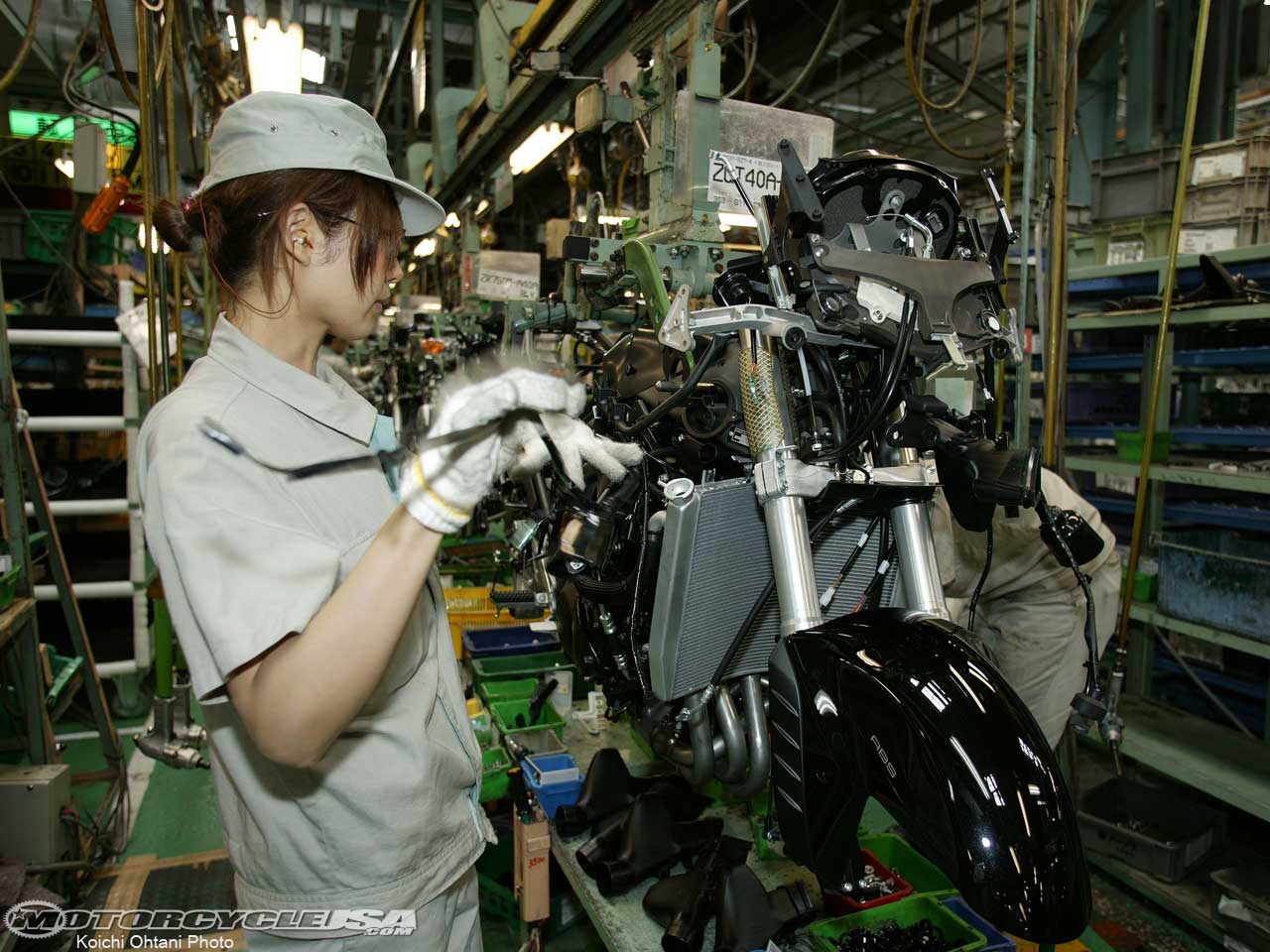 Motorcycle_Plant_working23.jpg