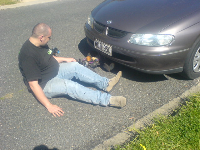 mark crashed his nitro!!