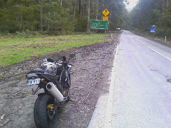 an hour after picking it up I am halfway to Marysville and 120 Kilometers away from Melbourne.