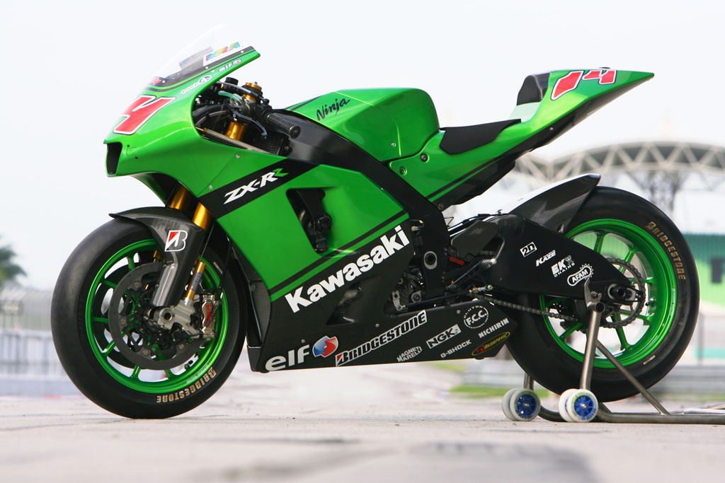 zxrr 800 1.jpg
