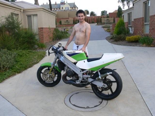 excuse the gut!
