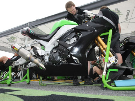 08 zx10 2.jpg