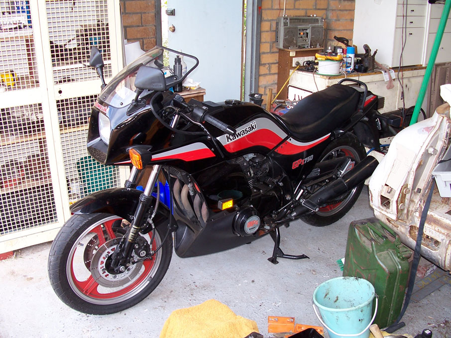 GPZ-750small.jpg