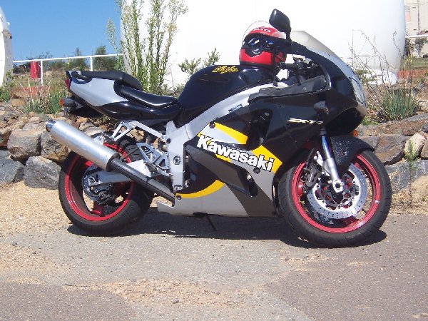 102_3231.JPG (671.19 KiB) Viewed 4831 times My first "Real Bike" !!!!! Never had a better ride :)