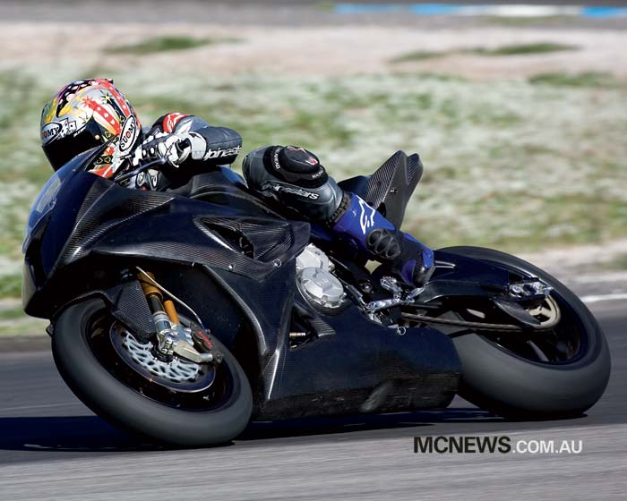 BMW_S_1000_RR_Action_700p.jpg