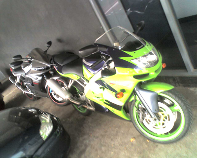 zx6r2.jpg