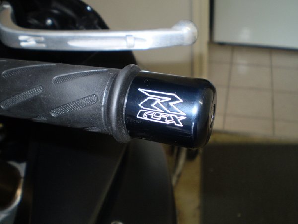 BM'S GSXR Mods Feb 09 005.jpg (275.22 KiB) Viewed 3756 times Bar ends
