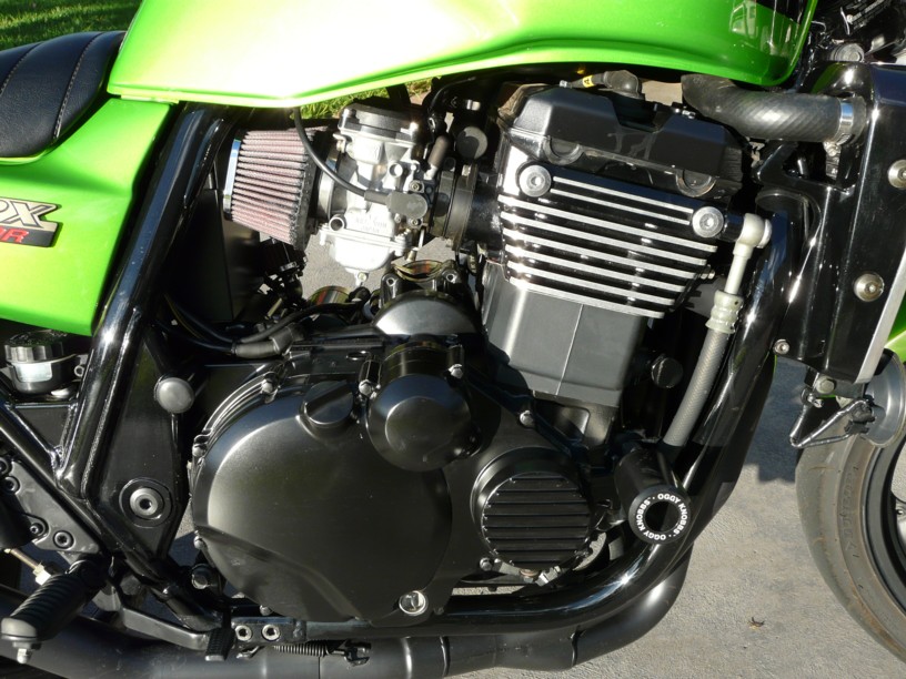 Copy of ZRX1200R 04 004.jpg