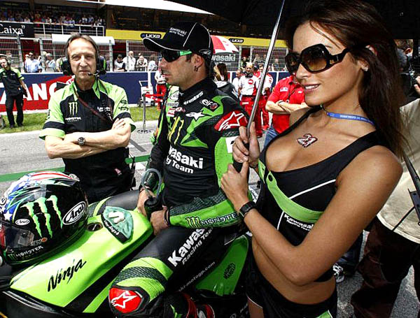 Kawasaki-Girl-8.jpg