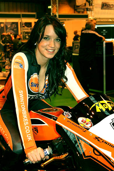 Kawasaki-Girl-11.jpg