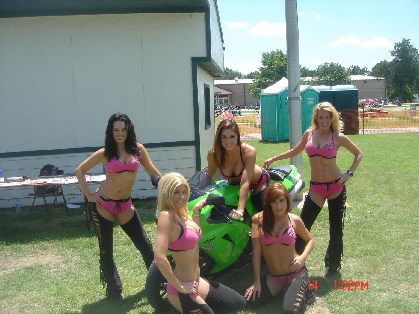 Kawasaki-Girl-32.jpg
